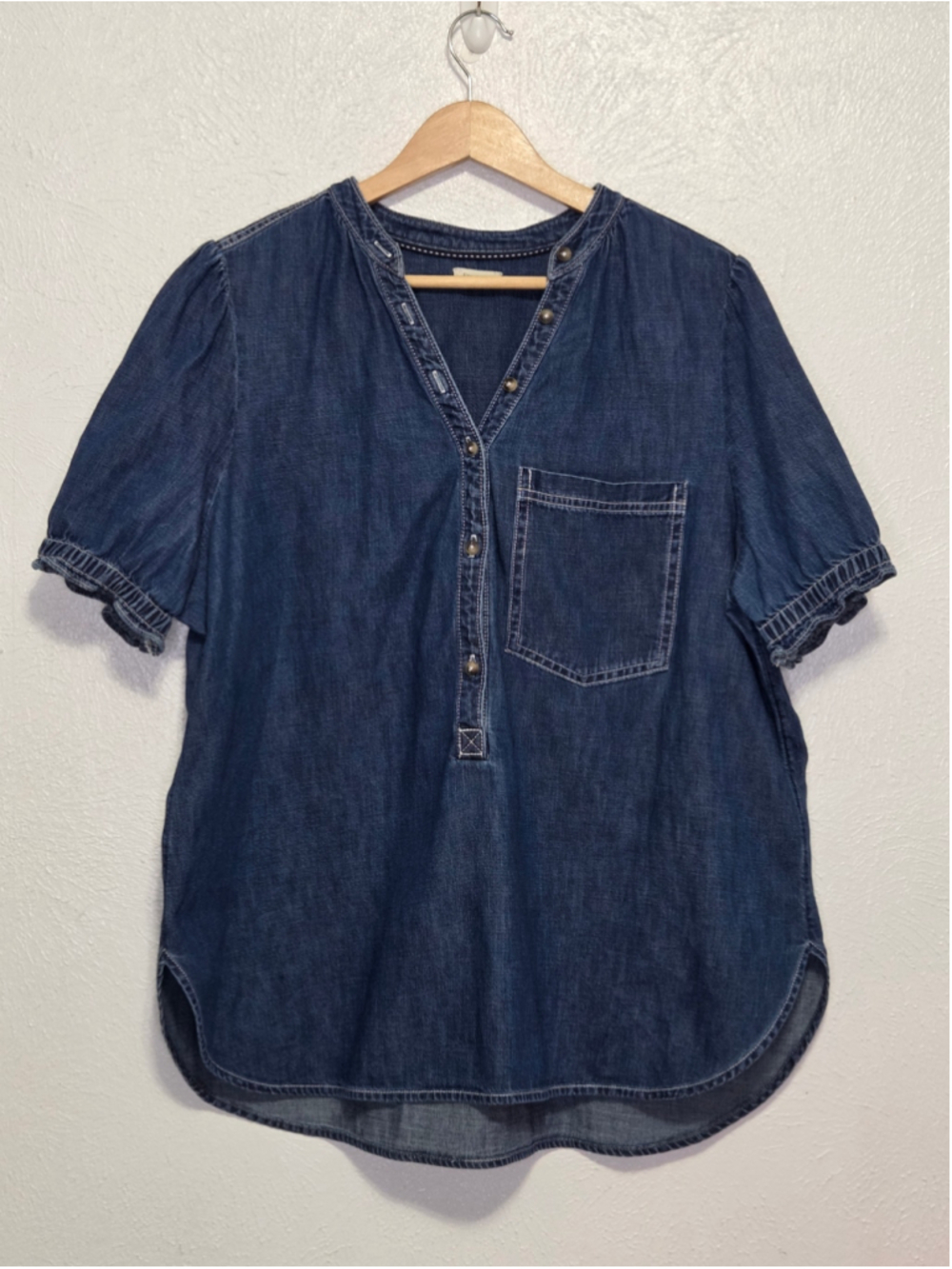 Anthropolgie Aly Denim Puff-Sleeve Blouse Women's Size XL Pilcro White Stitch - Picture 3 of 12
